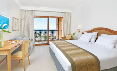 Classic Twin Sea View