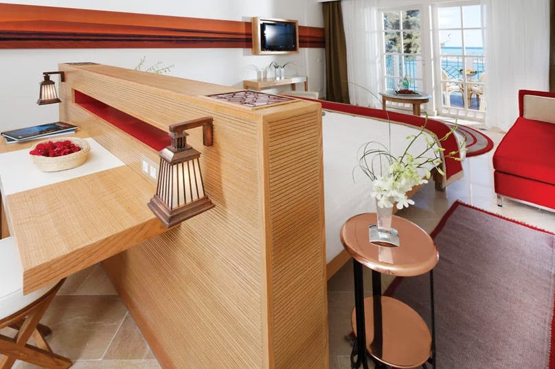 Deluxe King Sea View