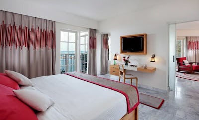 Deluxe Twin Lagoon View