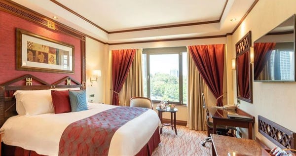 nairobi-serena-hotel-deluxe-rooms_7982
