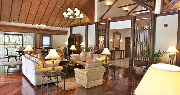 nexus-resort-and-spa-karambunai-borneo-royal-villa-03_5030