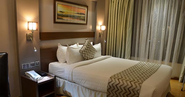 ngong-hills-hotel-superior-room-01_9152