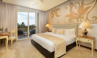 ROYAL SUITE