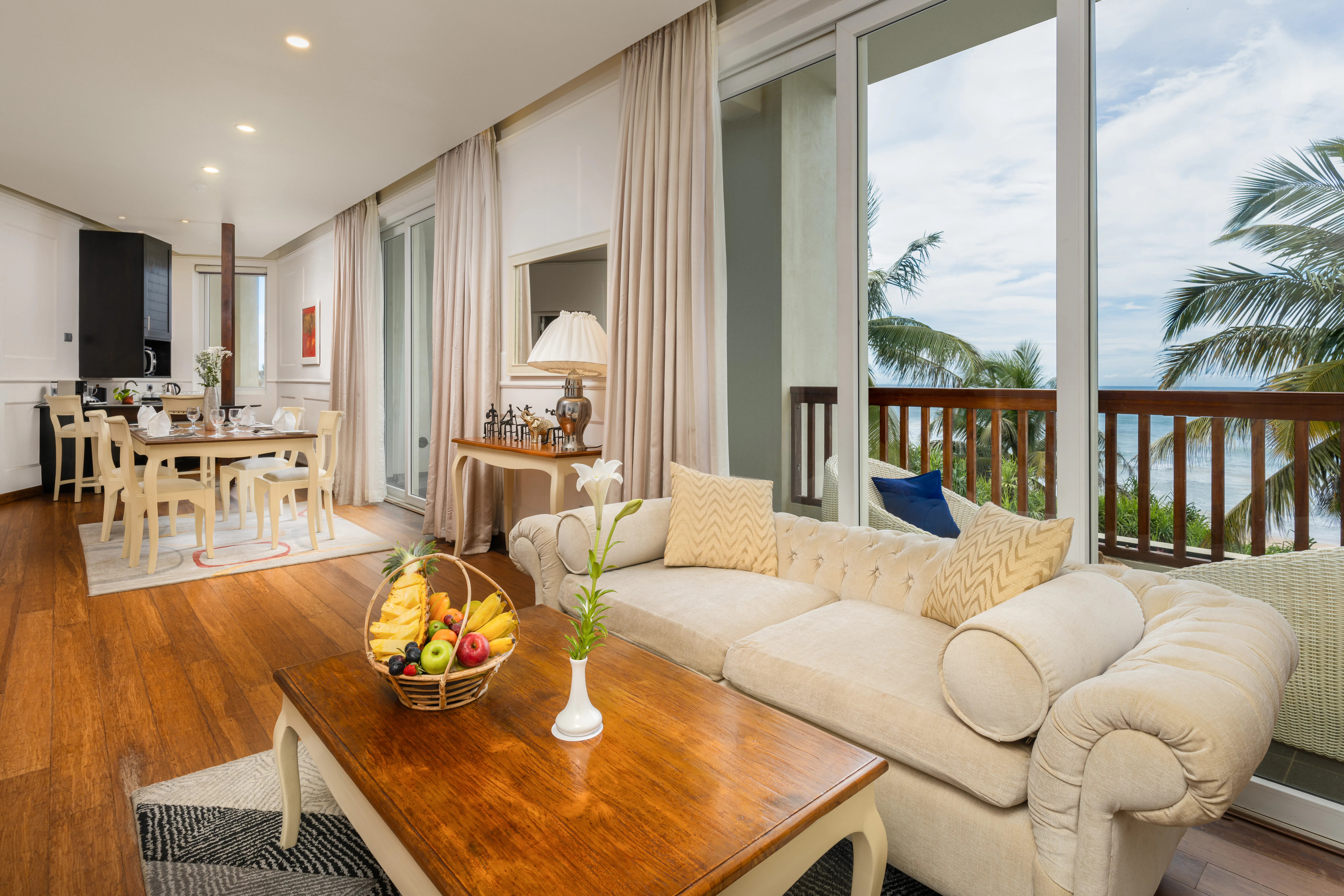 nh-bentota-ceysands-resort-sri-lanka-royal-suite-02_2902