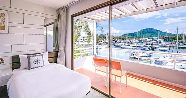 PREMIER LAGOON DELUXE ROOM