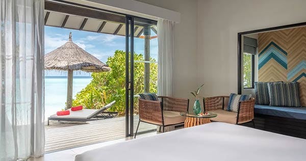 nh-collection-maldives-havodda-resort-beach-villa-with-private-pool-01_12343