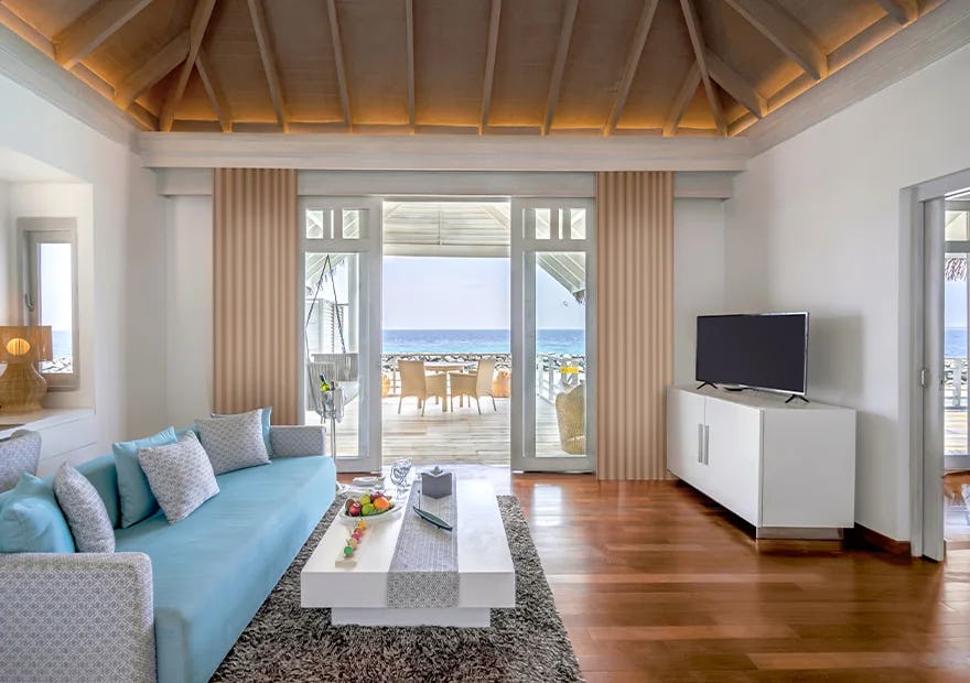 nh-maldives-kuda-rah-resort-over-water-suite-with-private-pool-03_13187