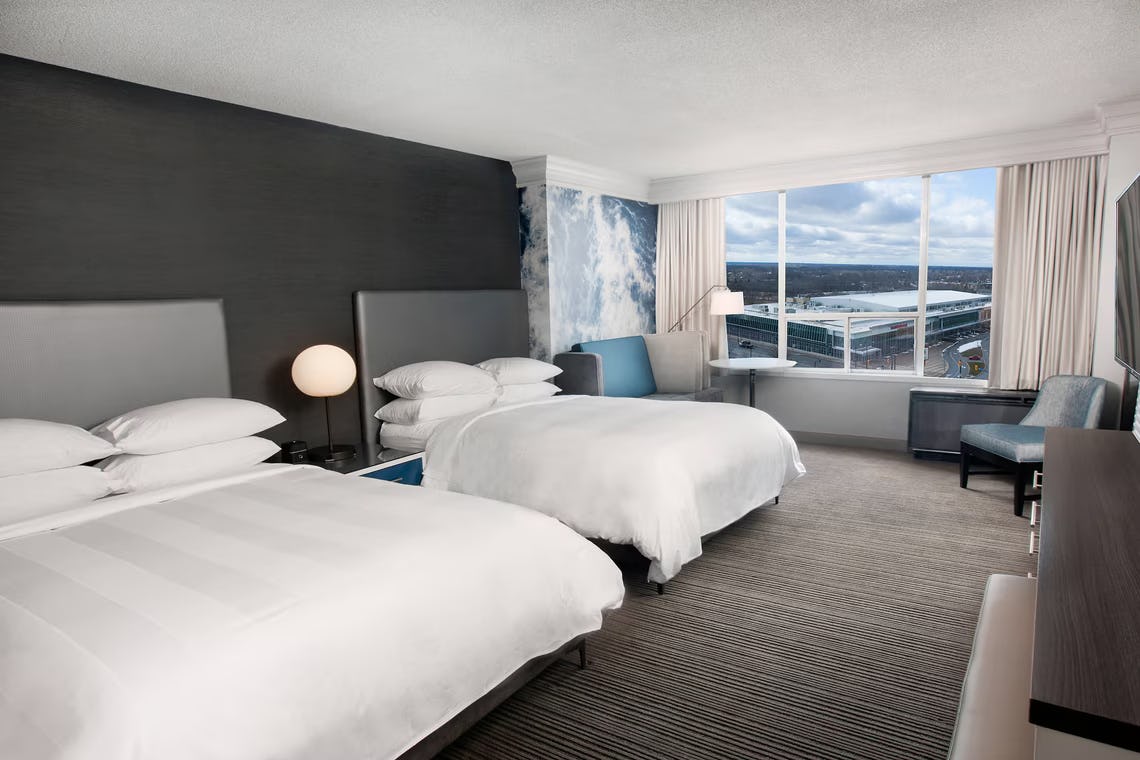 niagara-falls-marriott-on-the-falls-cityview_10691
