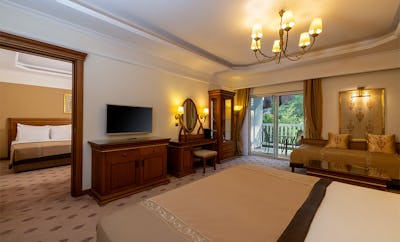 CLUB FAMILY SUITE GRAND