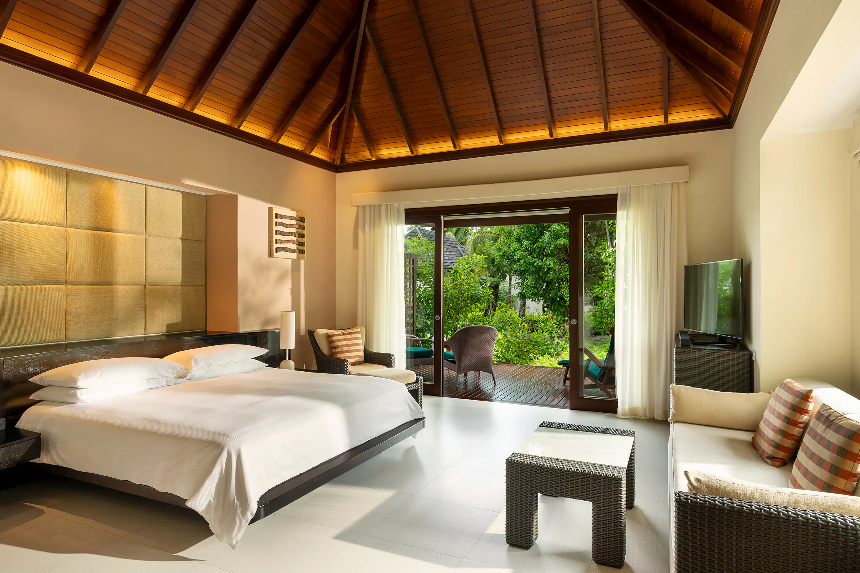 niva-labriz-seychelles-garden-villa-01_13720