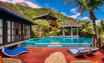 Two Bedroom Labriz Retreat