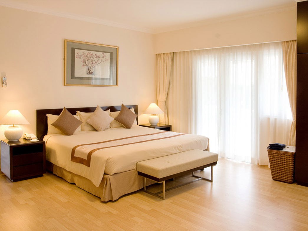 Three-Bedroom Executive