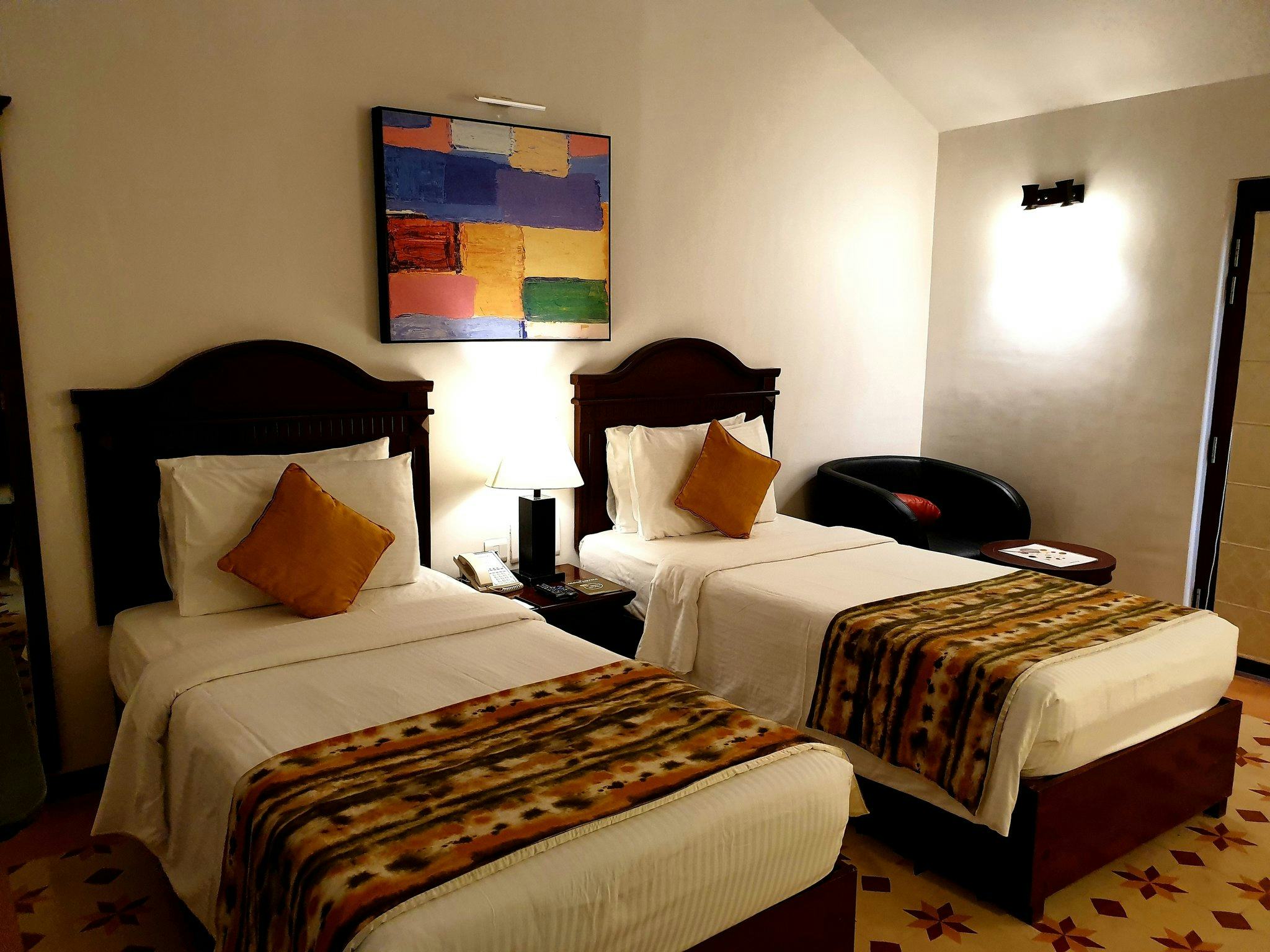 novotel-goa-dona-sylvia-resort-boutique-villa-twin-room_1310