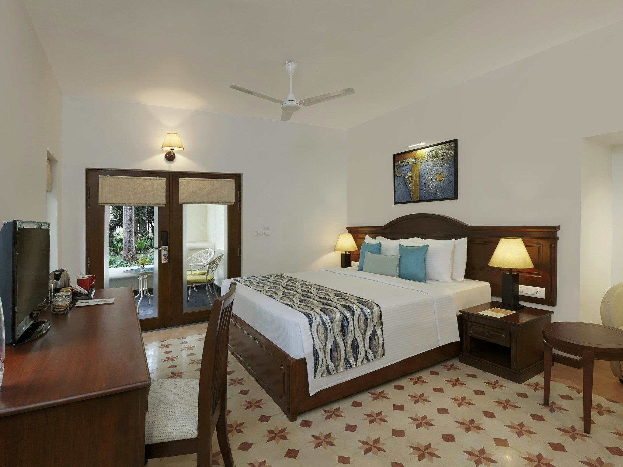 novotel-goa-dona-sylvia-resort-executive-villa-king-room_1310