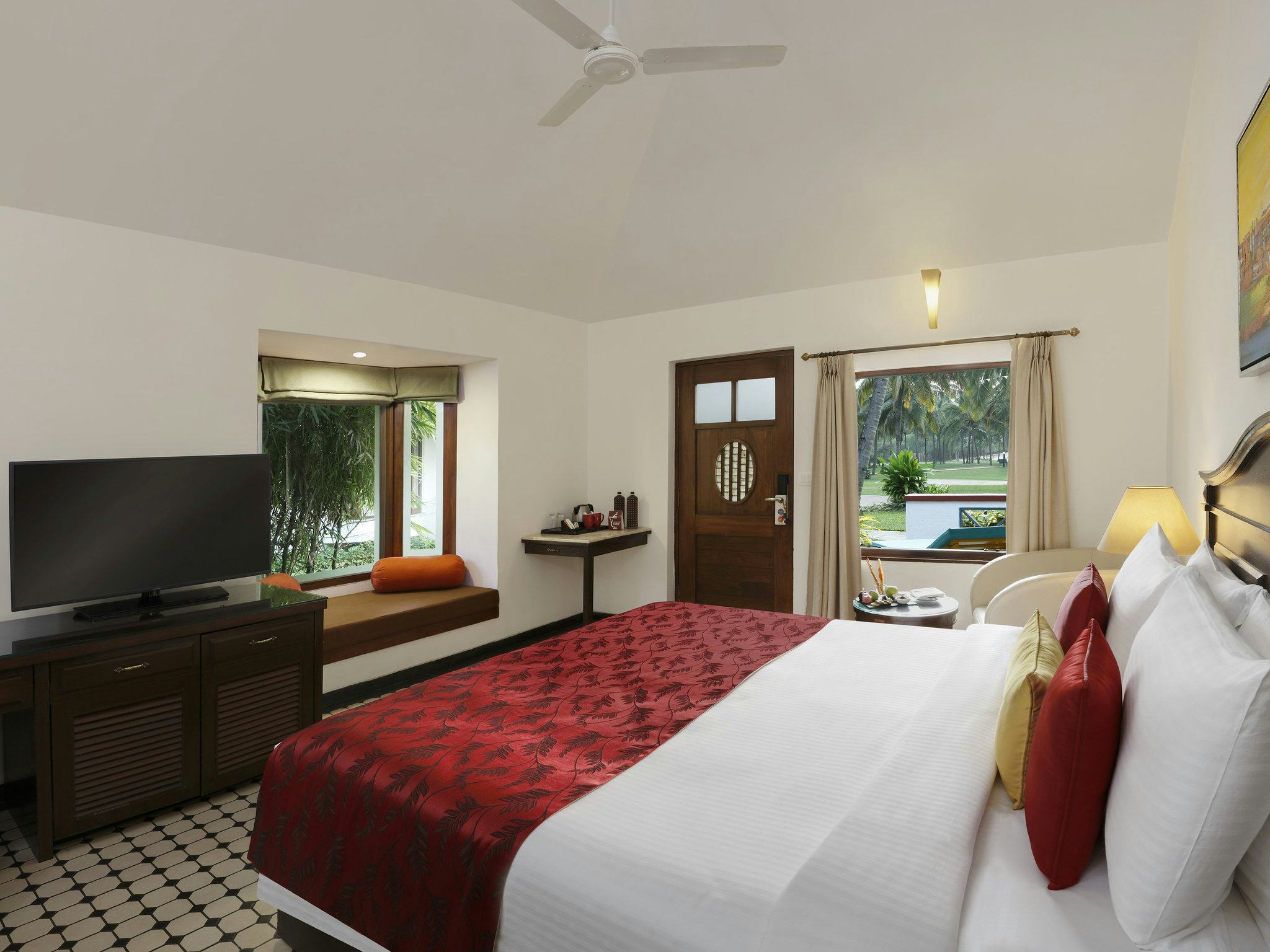 novotel-goa-dona-sylvia-resort-premium-villa-room_1310