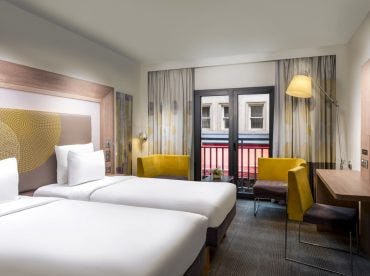 novotel-istanbul-bosphorus-hotel-turkey-superior-twin-room-01_9395