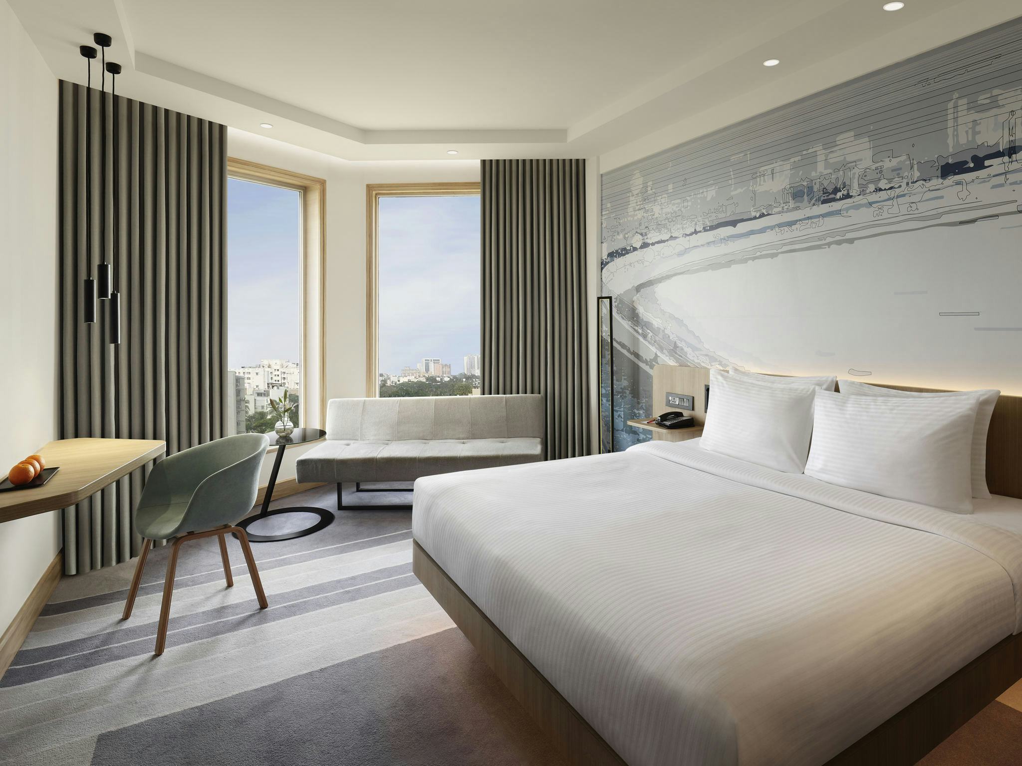 Superior King Bed City View