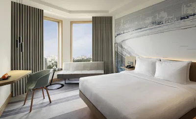 Superior King Bed City View