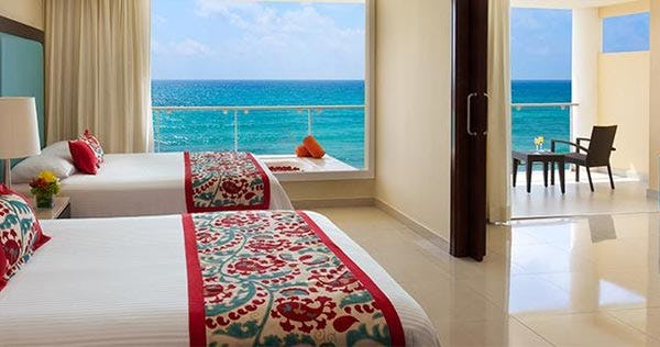 now-jade-riviera-cancun-resort-and-spa-preferred-club-suite-ocean-front-view-02_6634