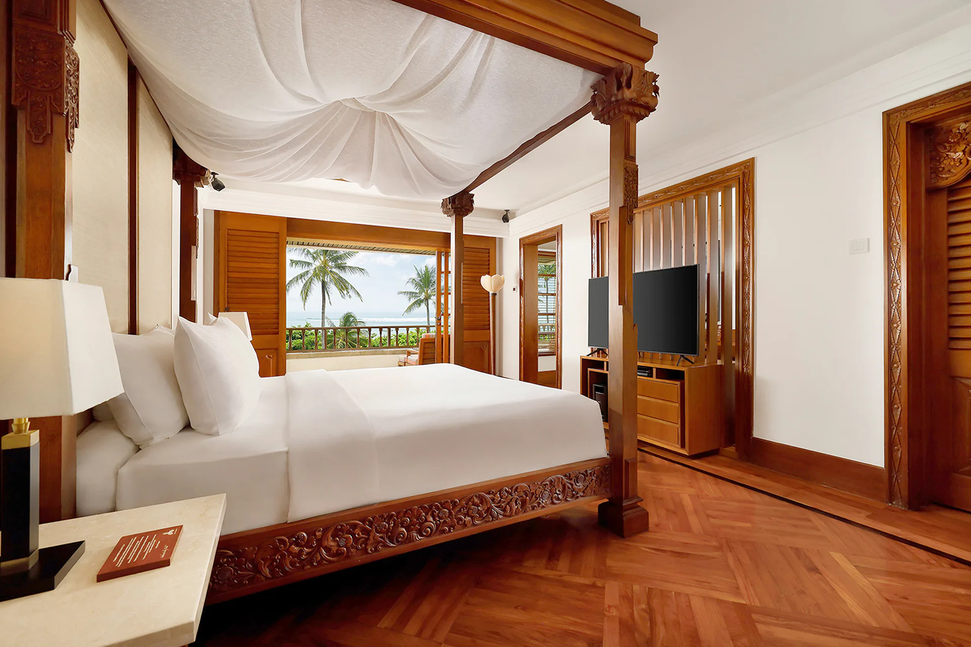 Nusa Dua Suite with 2 king-size beds