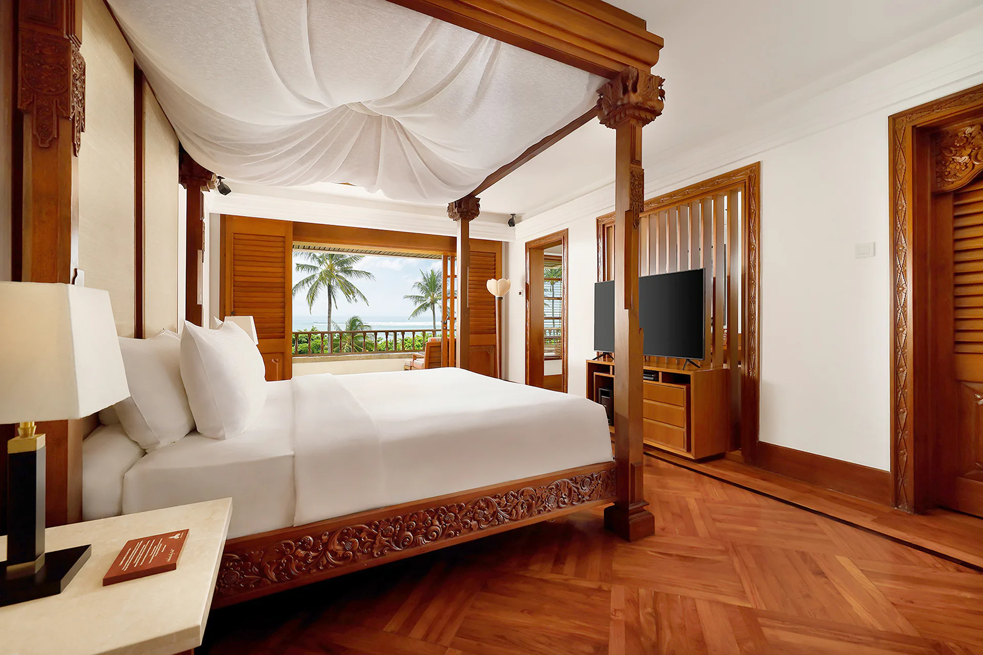 nusa-dua-beach-hotel-and-spa-bali-nusa-dua-suite-with-2-king-size-beds_347