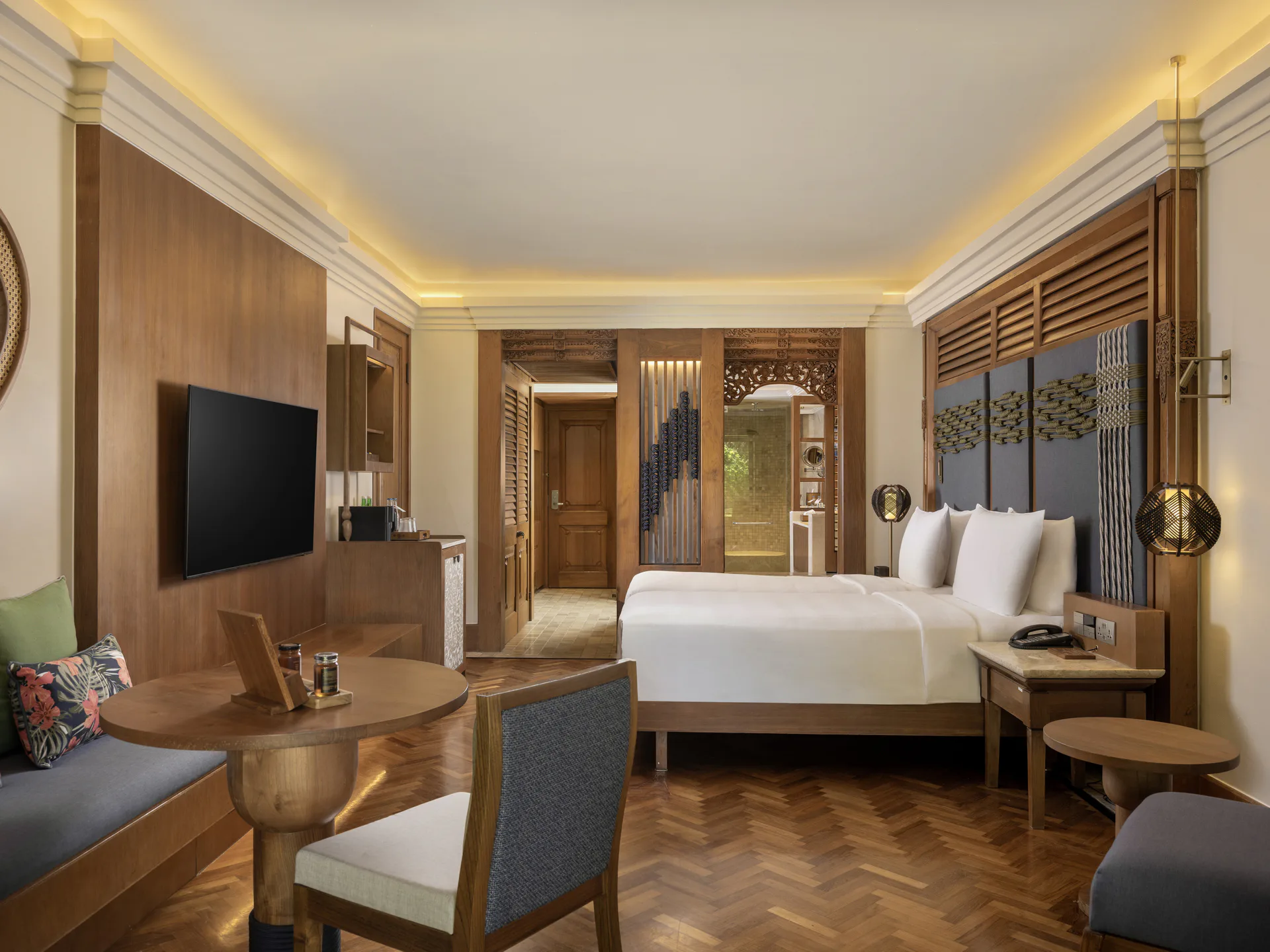 nusa-dua-beach-hotel-and-spa-bali-palace-club-suite-with-2-single-beds_347
