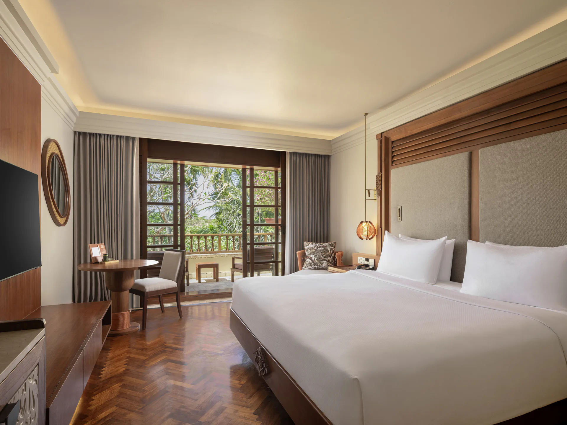 nusa-dua-beach-hotel-and-spa-bali-premier-room-with-1-king-size-bed_347