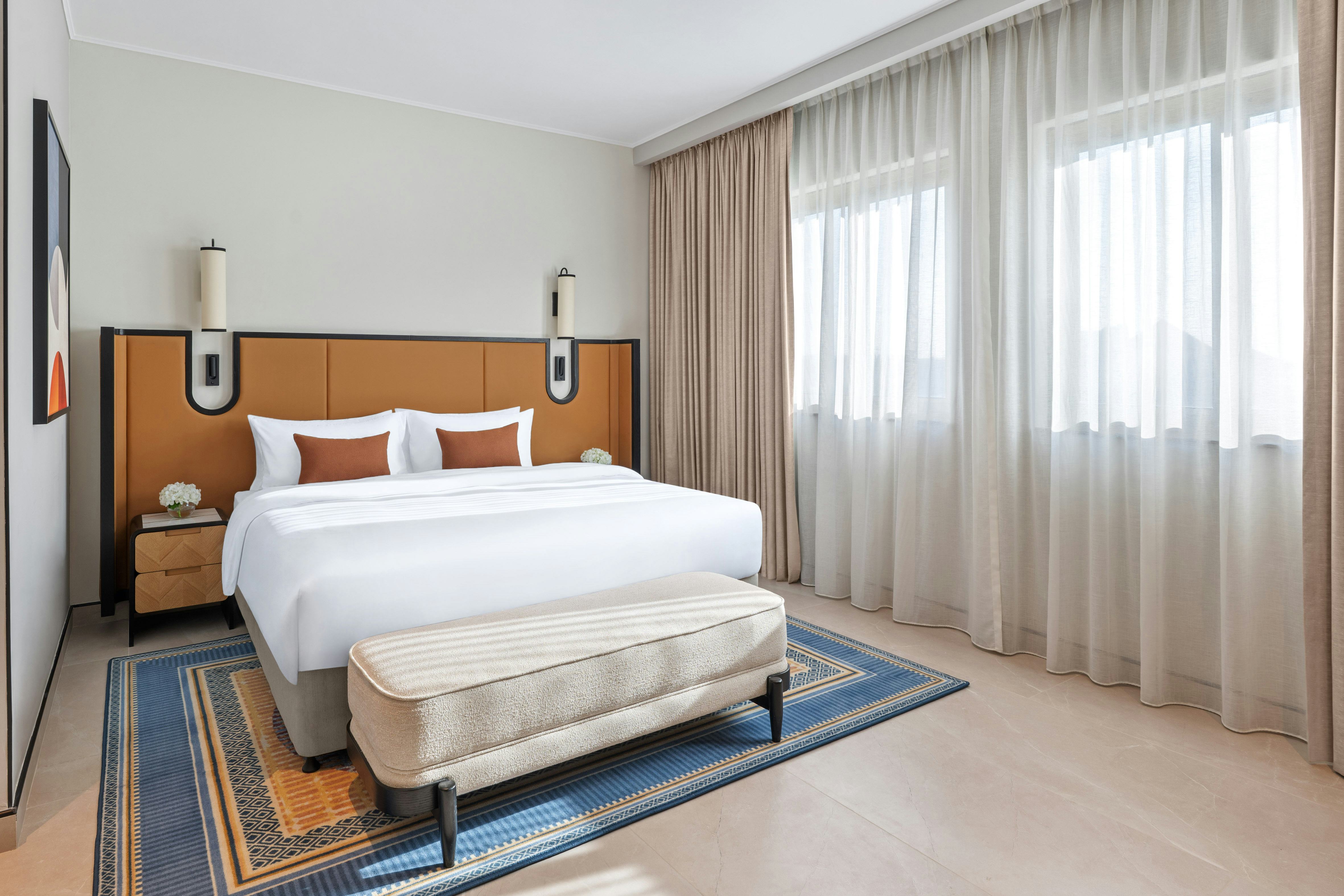 oaks-ibn-battuta-gate-dubai-collection-room-01_11004