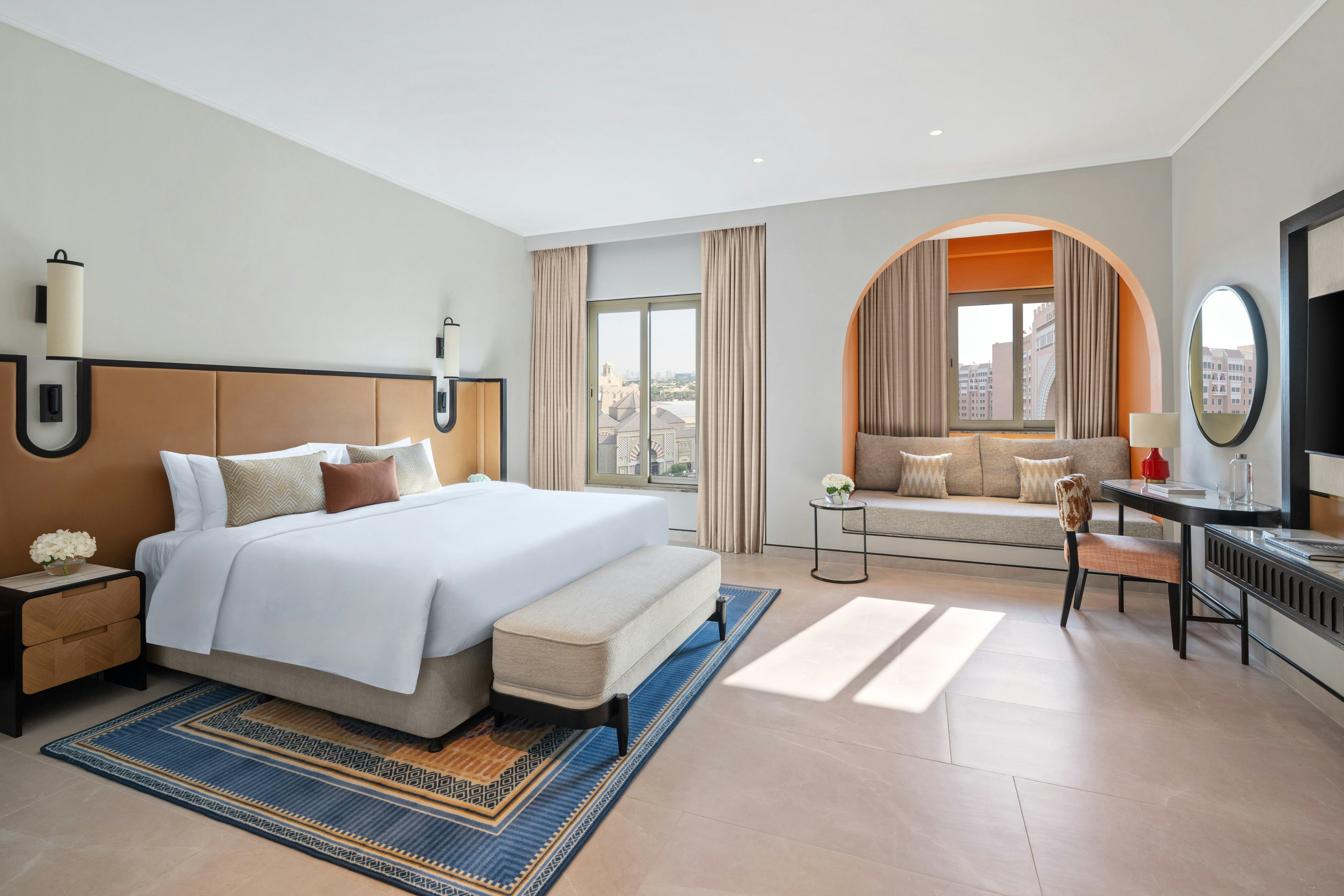 oaks-ibn-battuta-gate-dubai-premium-room_11004