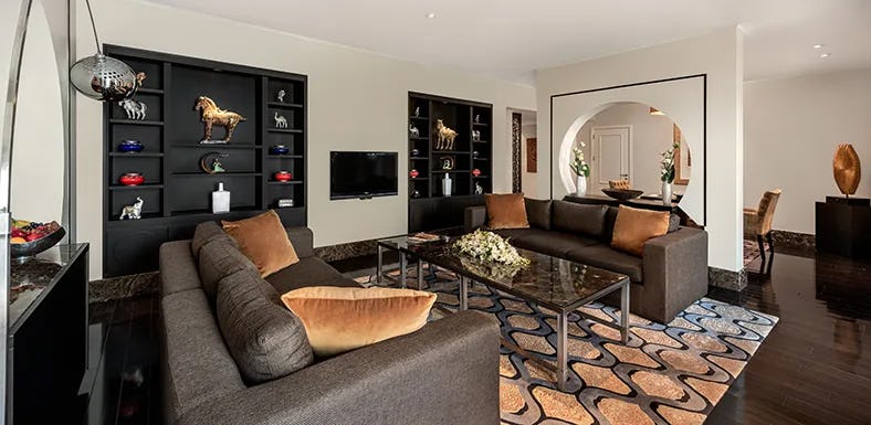 oaks-ibn-battuta-gate-dubai-two-bedroom-royal-suite_11004