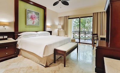 Royal Level Master Suite