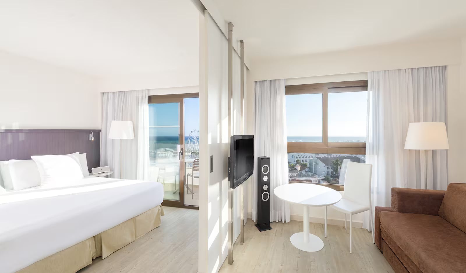 Suite with Marina and Mediterranean View