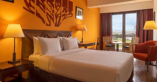 ole-sereni-nairobi-club-room_9138