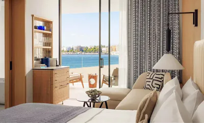 Aesthesis Room – Sea View