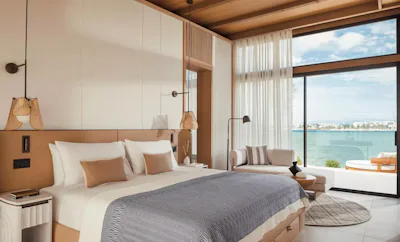 Riviera Bungalow Suite Seafront