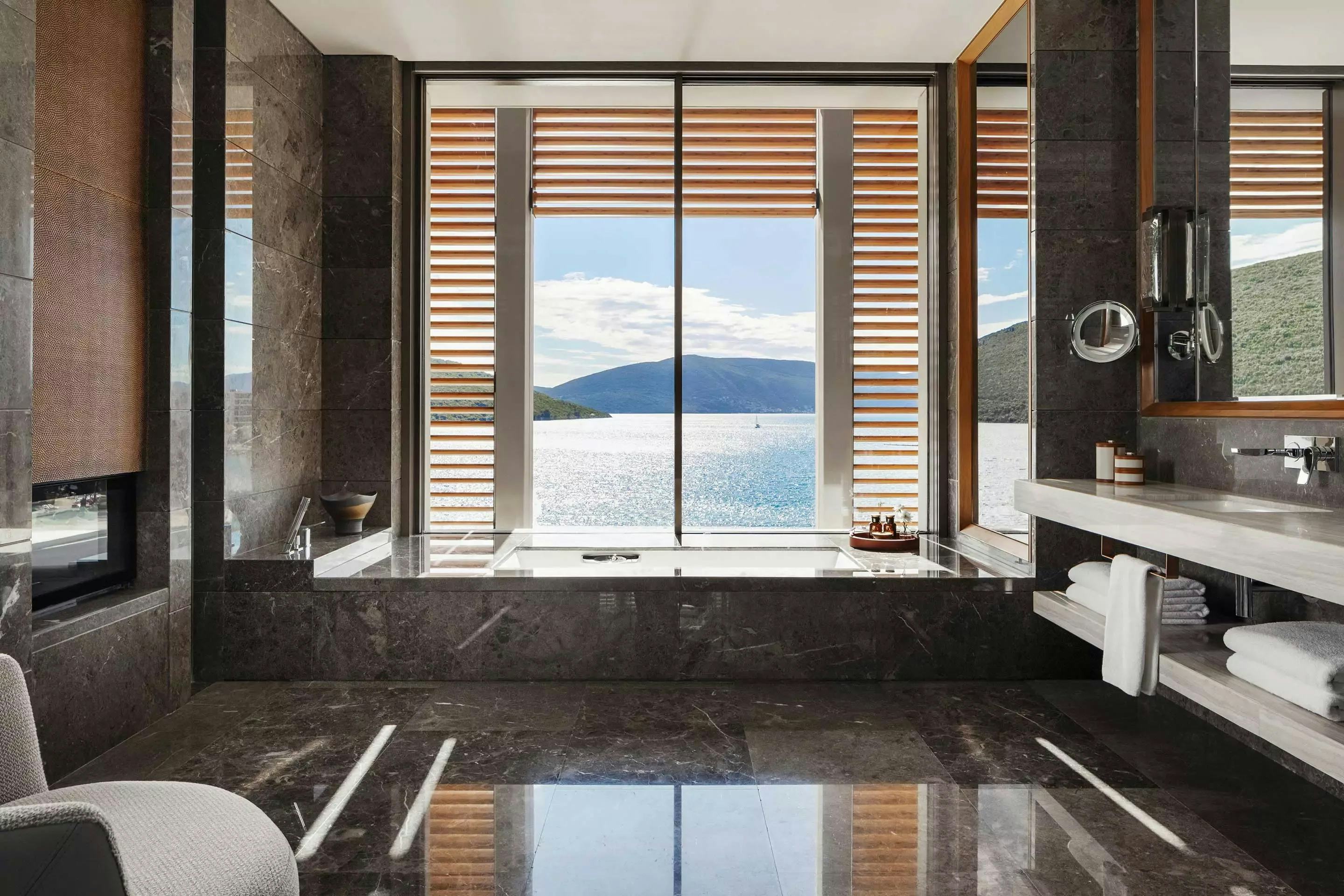 one-and-only-portonovi-montenegro-panoramic-bayview-suite-01_13483