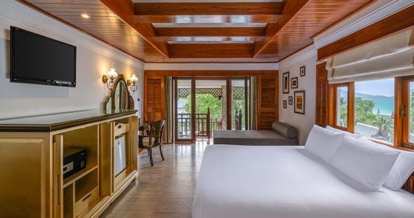 one-bedroom-hillside-suite-with-terrace-bathtub-thavorn-beach-village-resort-and-spa-phuket-01_6382