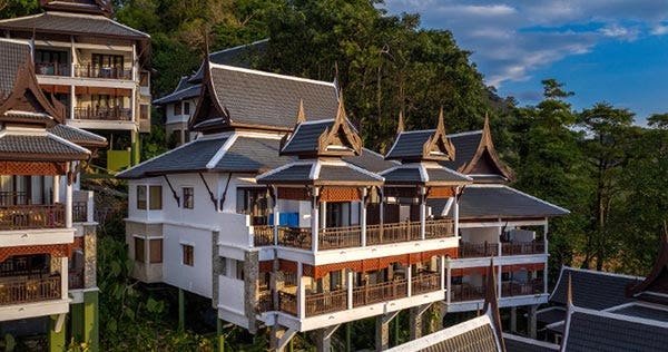 one-bedroom-hillside-suite-with-terrace-bathtub-thavorn-beach-village-resort-and-spa-phuket-04_6382