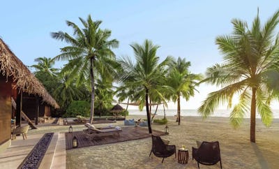 TWO VILLA RESIDENCE WITH POOL