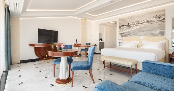 ortea-palace-luxury-hotel-italy-executive-junior-suite-01_11721