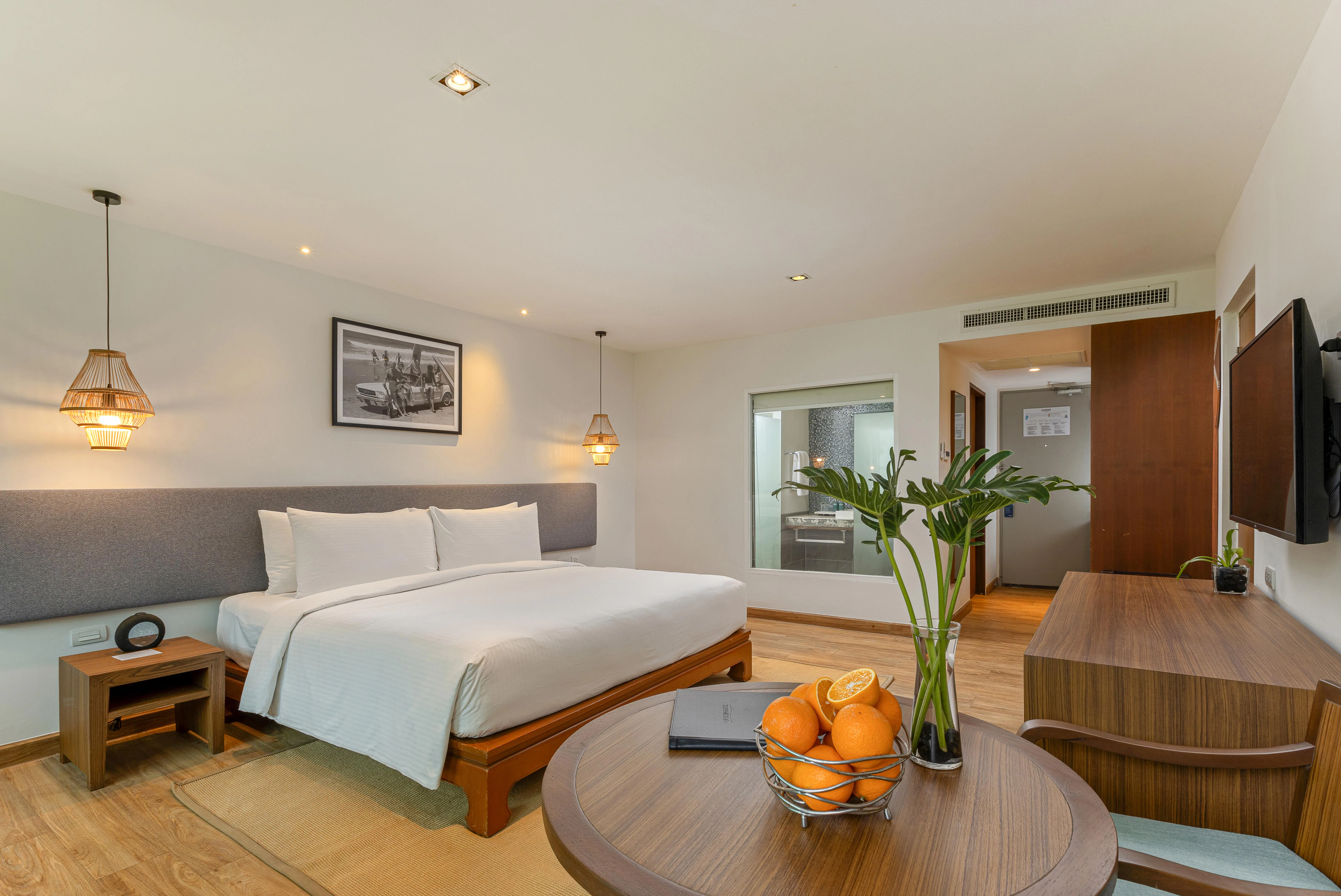 outrigger-khao-lak-beach-resort-thailand-deluxe-garden-balcony-01_7441