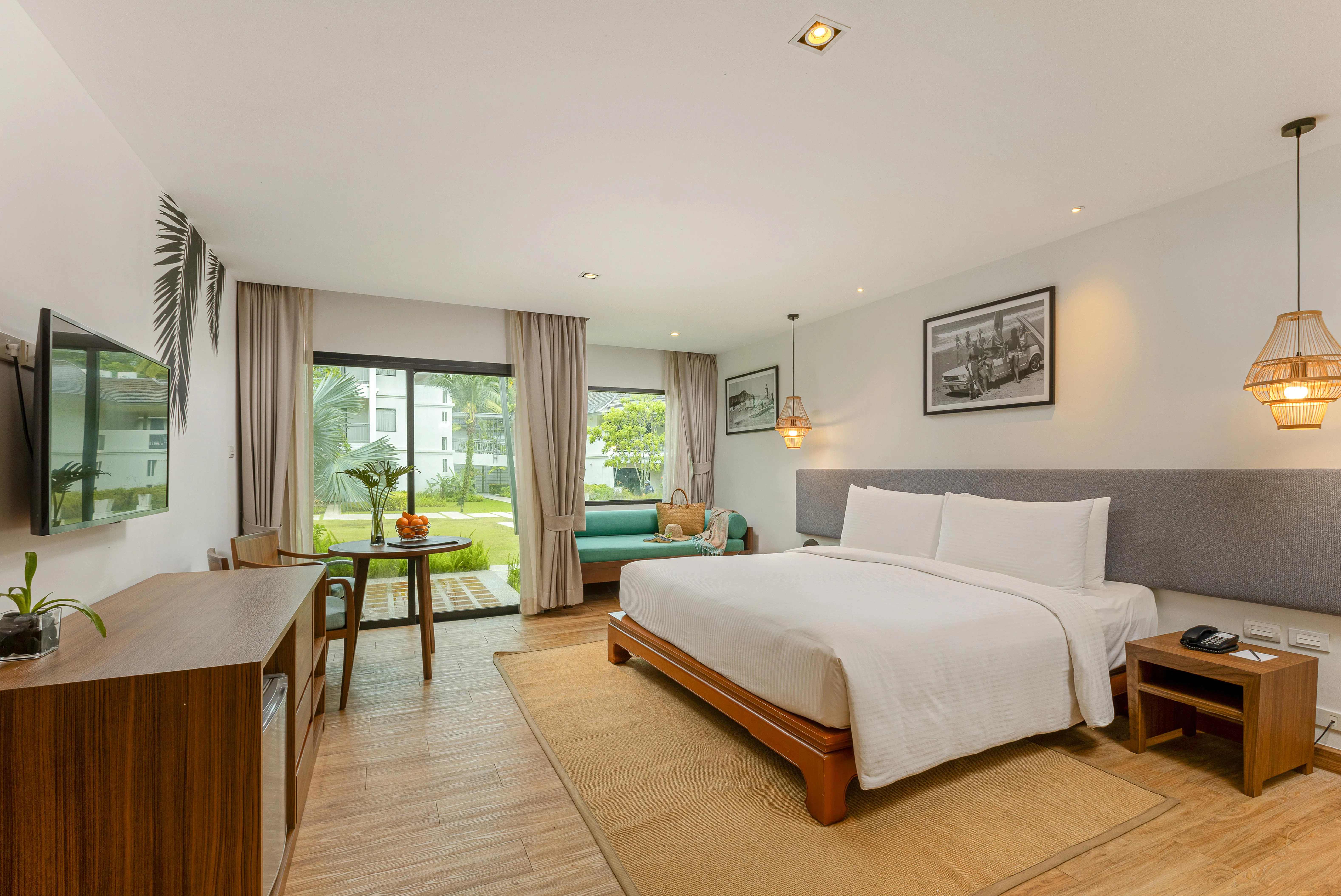 outrigger-khao-lak-beach-resort-thailand-deluxe-garden-terrace-01_7441