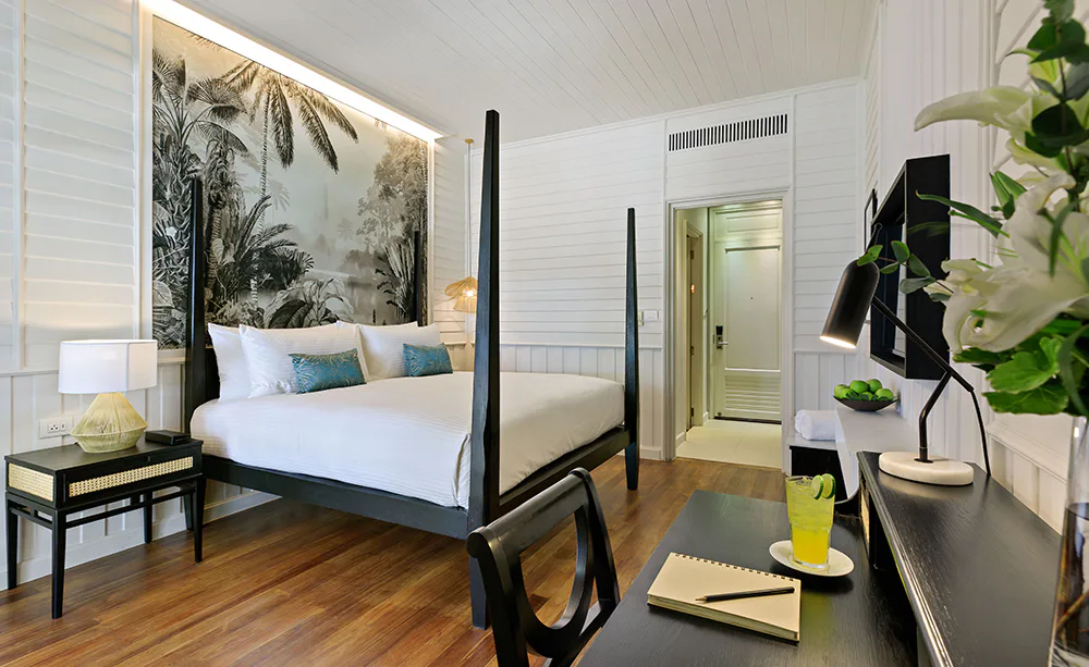 outrigger-koh-samui-beach-resort-thailand-superior-balcony_7093
