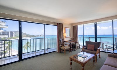 Club Diamond Head Oceanfront Suite