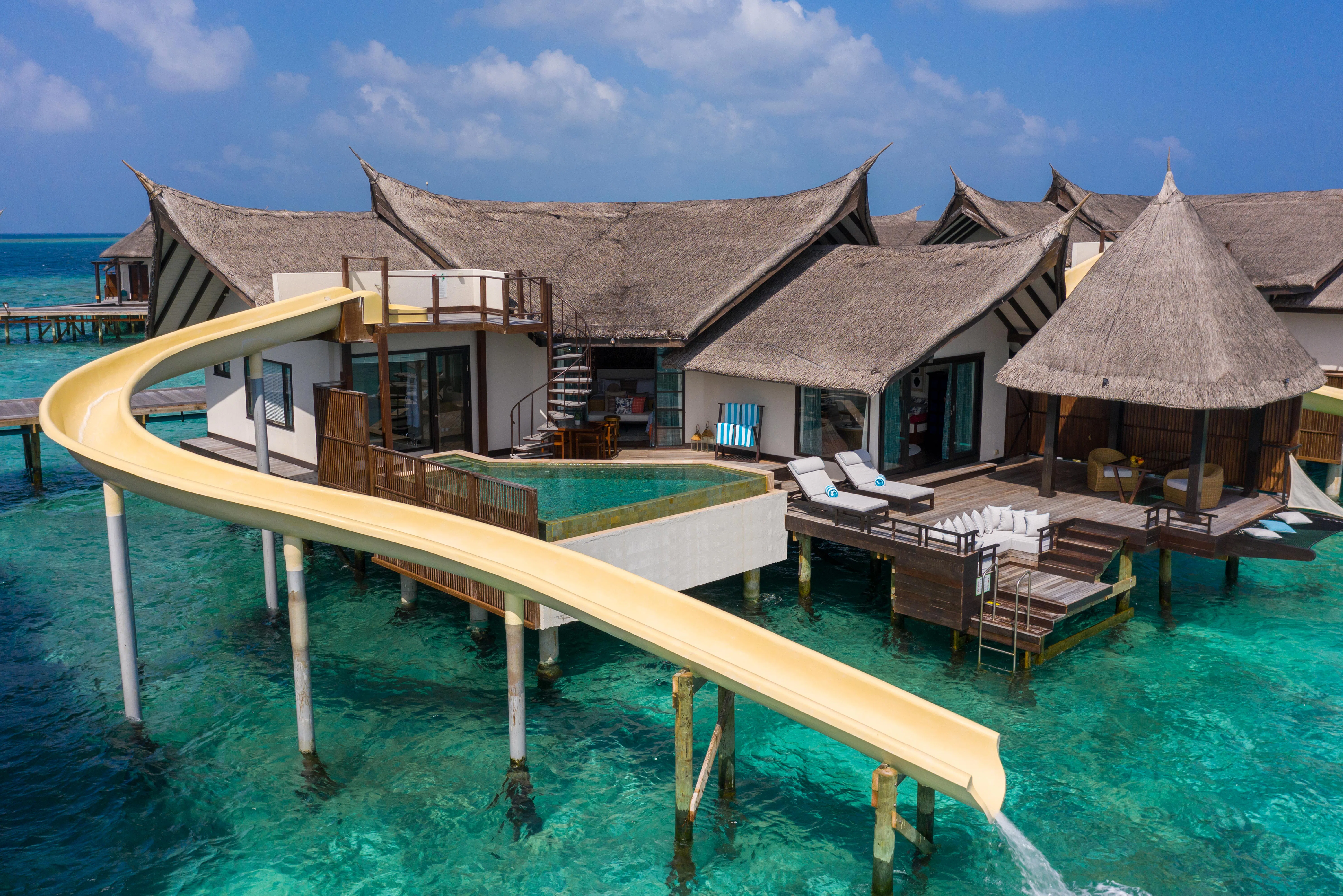 ozen-reserve-bolifushi-maldives-ocean-pool-suite-with-slide-01_2266