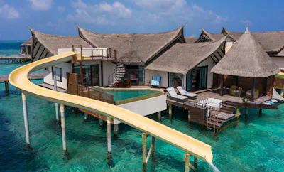 Ocean Pool Suite with Slide