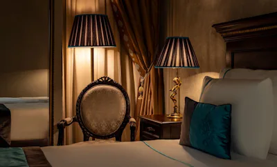 Deluxe French Room