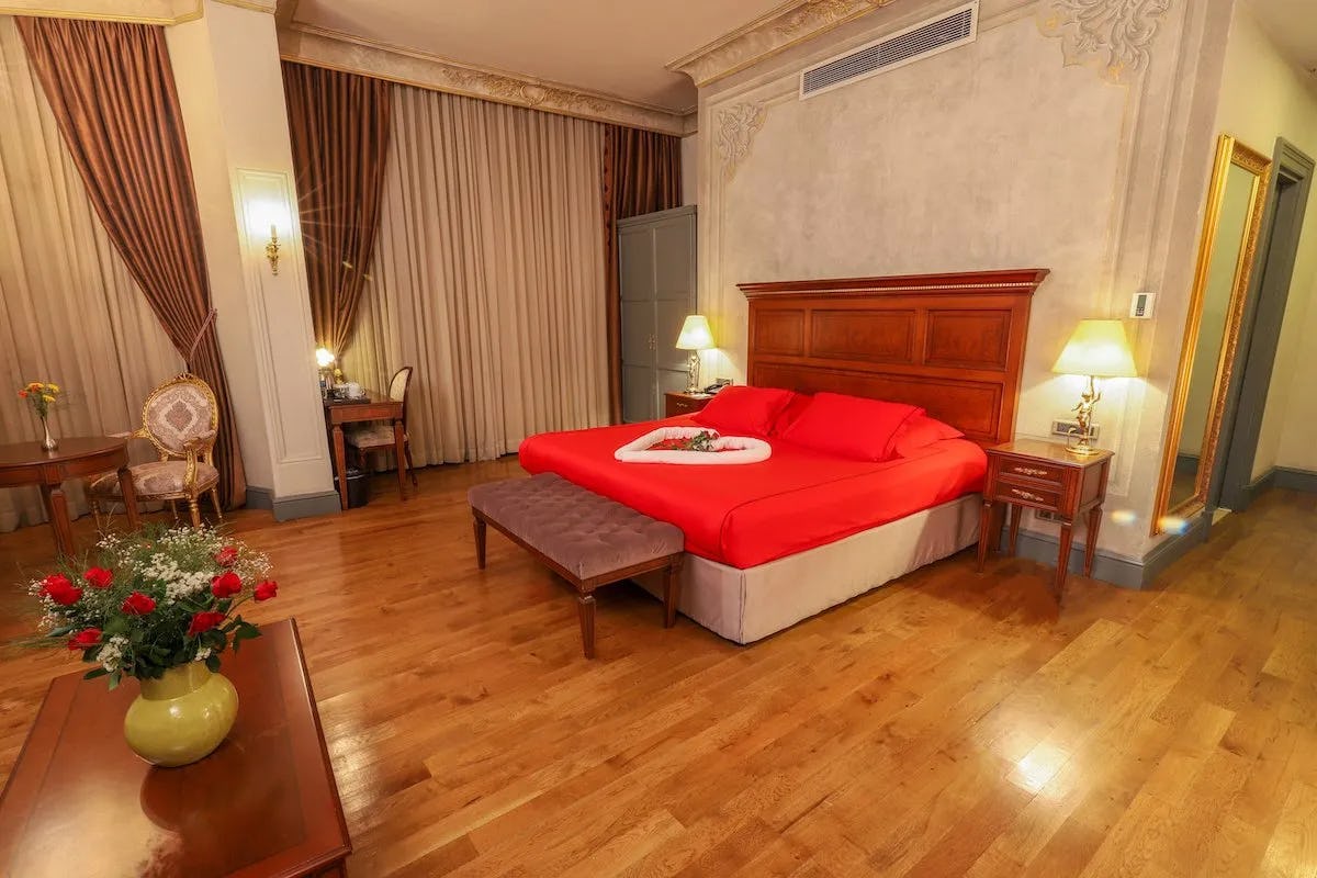 palazzo-donizetti-hotel-honeymoon-suite_5411