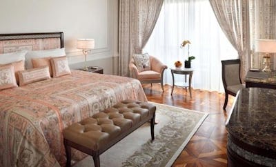 Deluxe Versace Room City View