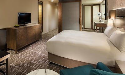 Premier King City Skyline Room